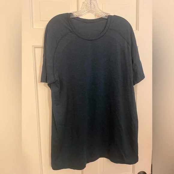 Lululemon Metal Vent Tech Short Sleeve 2.0 Navy Blue Extra Large - Picture 2 of 3